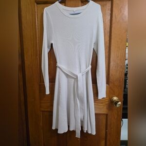 Elegant Cream Ribbed Midi Dress with Belt